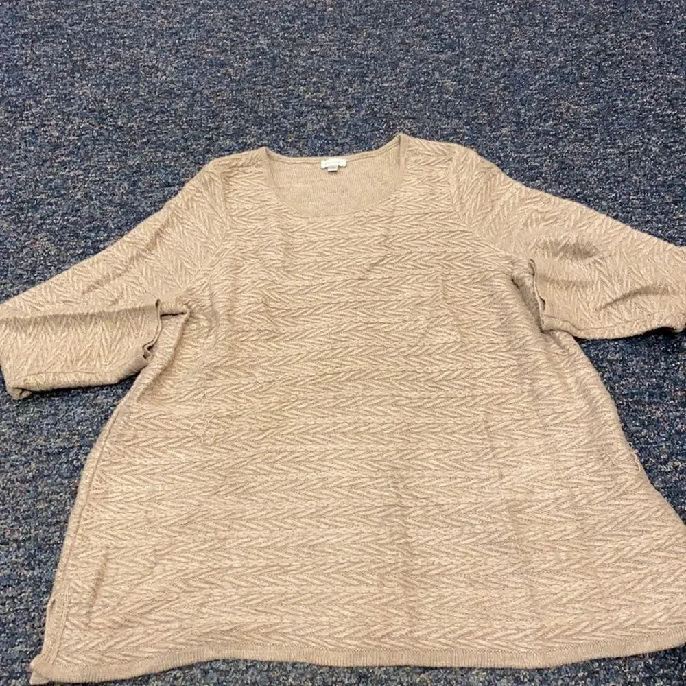 Avenue Tan Tunic Top sz. 14/16